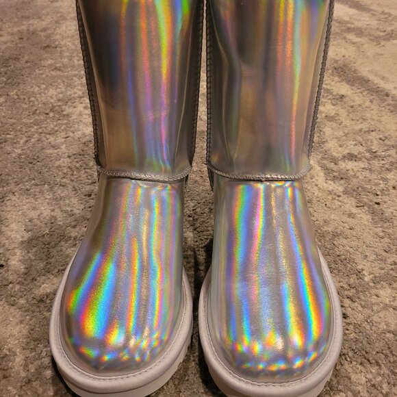 UGG BOOTS - Picture 5 of 5